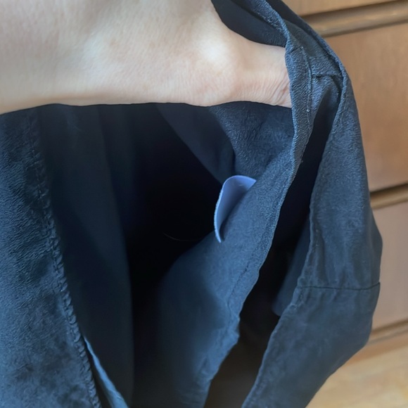 Everlane black 100% silk cami - Picture 5 of 5
